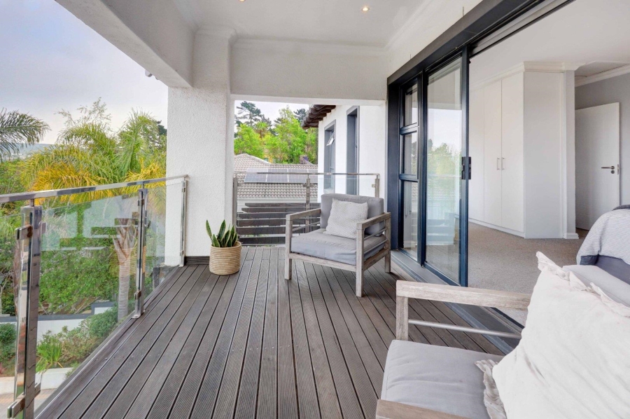 4 Bedroom Property for Sale in Van Riebeeckshof Western Cape